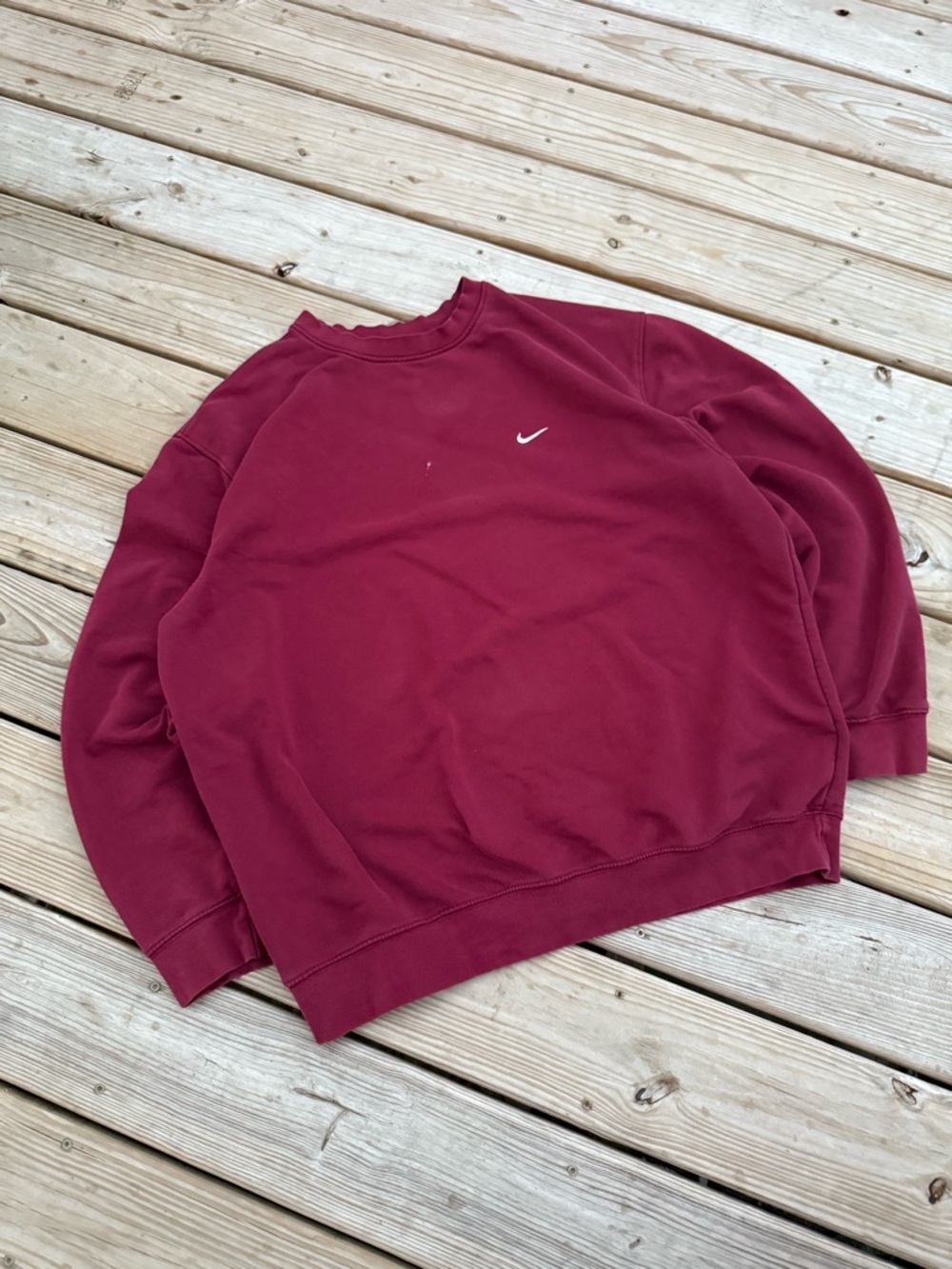 Vintage Y2K Nike Chest Swoosh Boxy Red crewneck